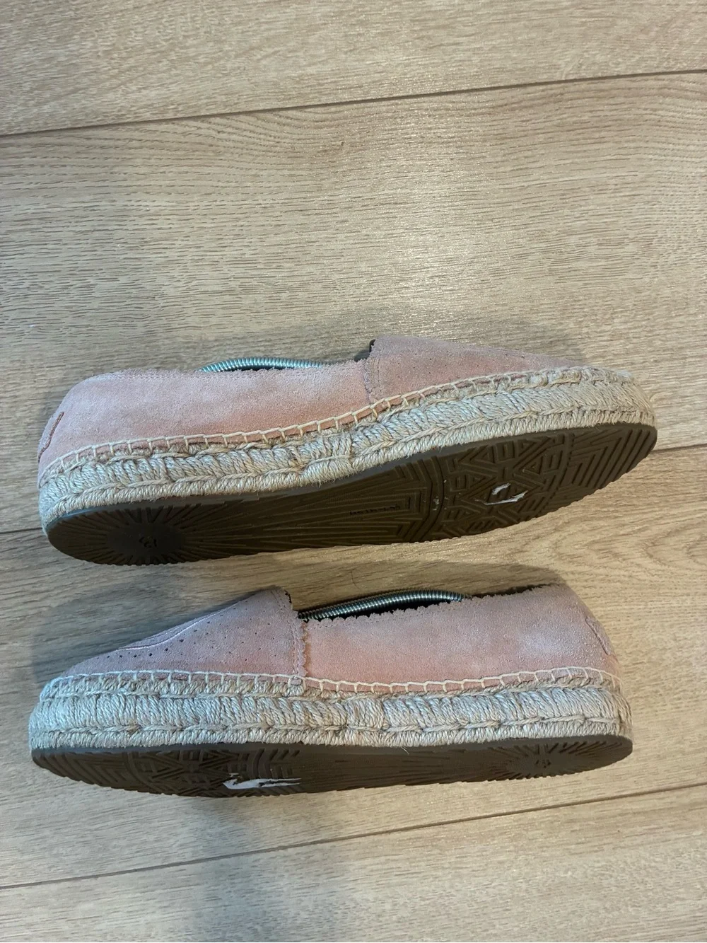 Ugg Women’s Heidi Perforated Espadrille Loafer Suede Pink Size 10